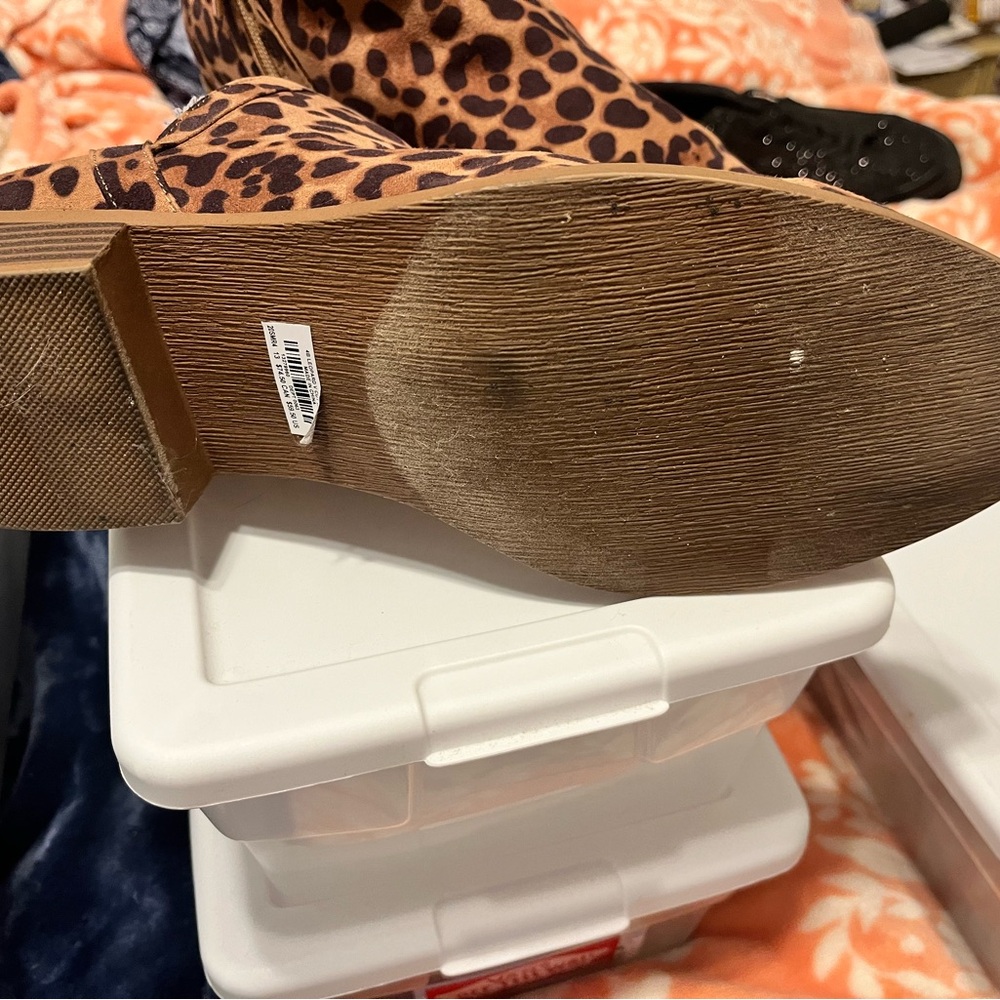 Torrid Brown Leopard Ankle Booties - Picture 6 of 15